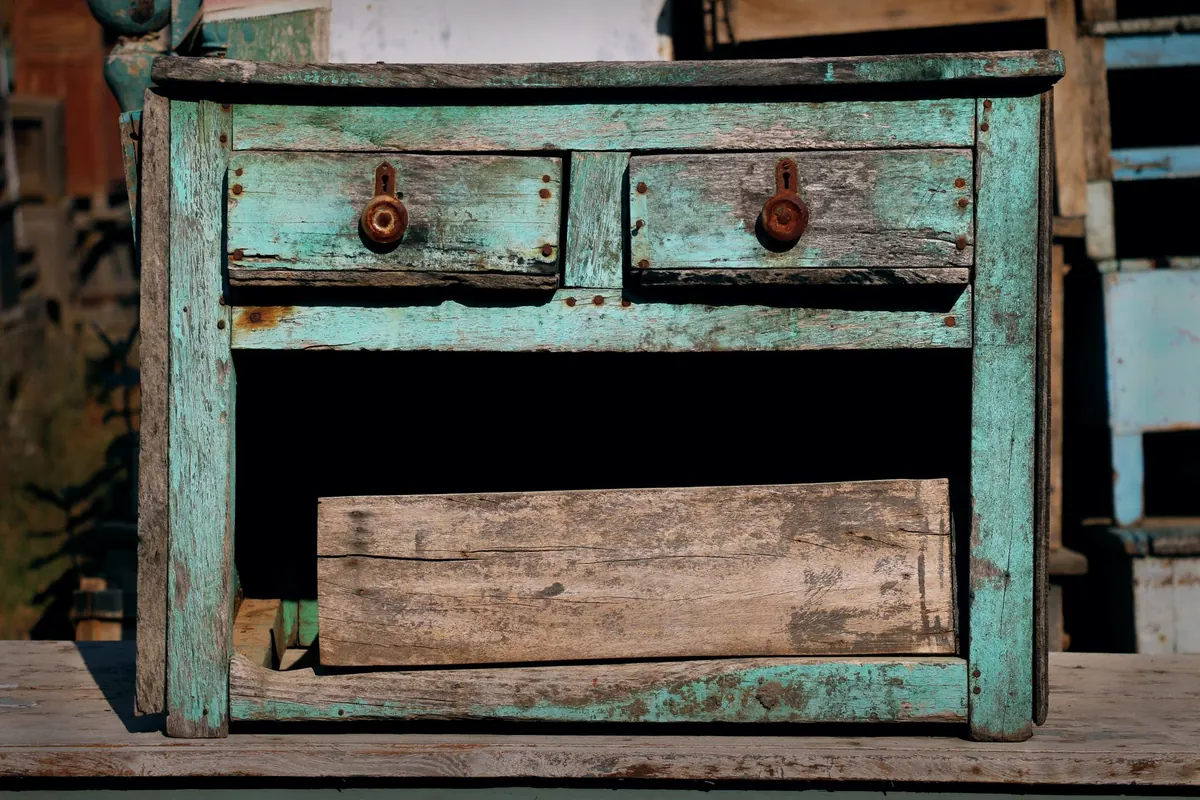 7 Common Mistakes When Distressing Furniture for a Rustic Finish